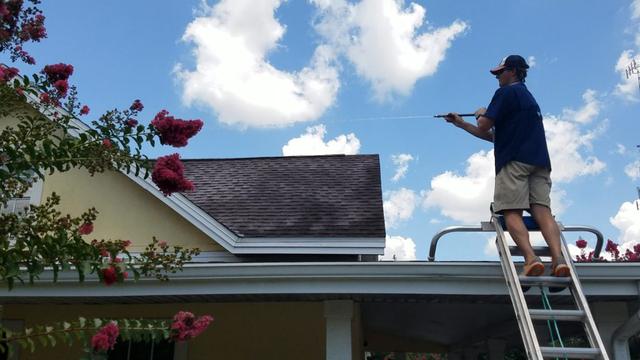 roof_cleaning_01-1024x576.jpg