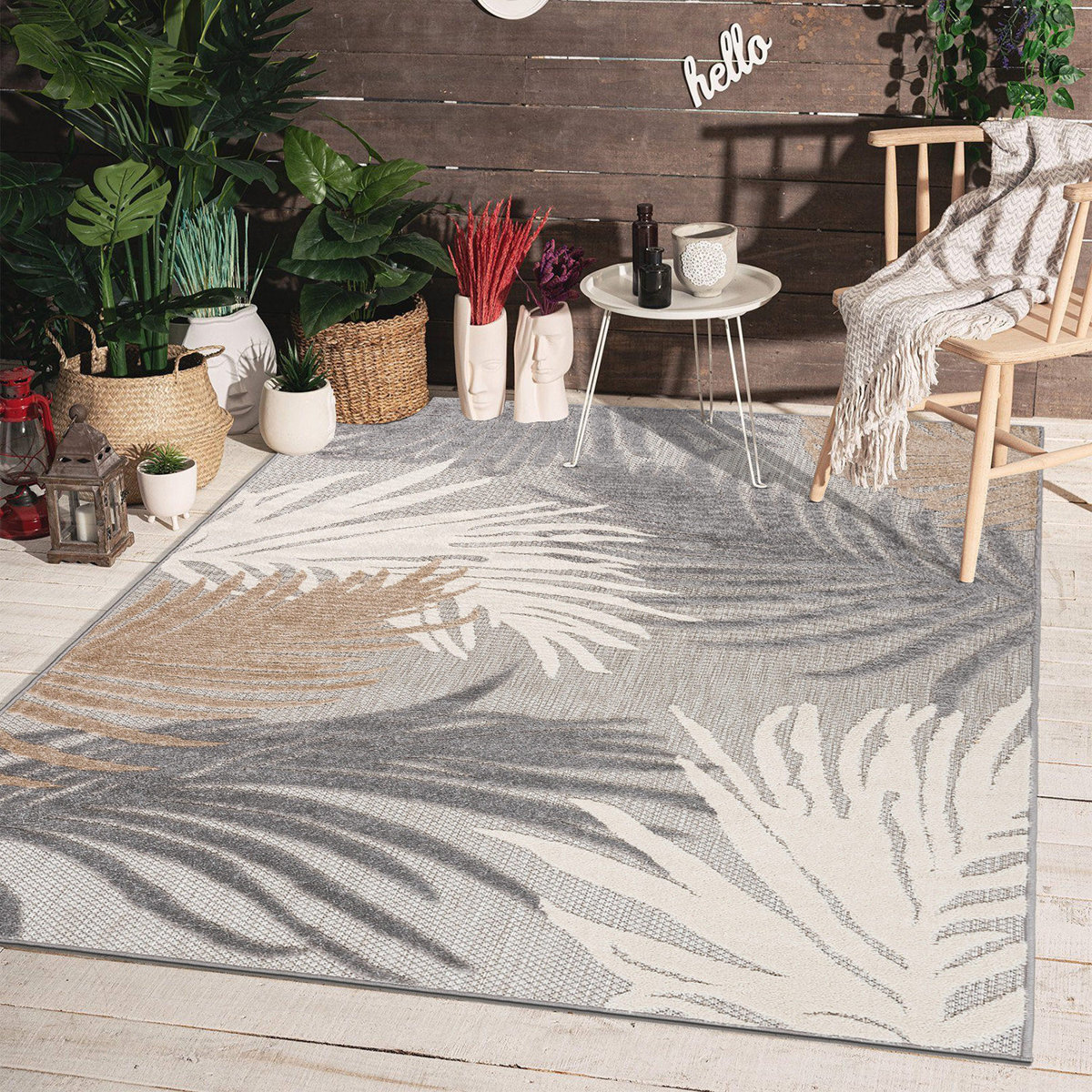 Floral Indoor-Outdoor Area Rug
