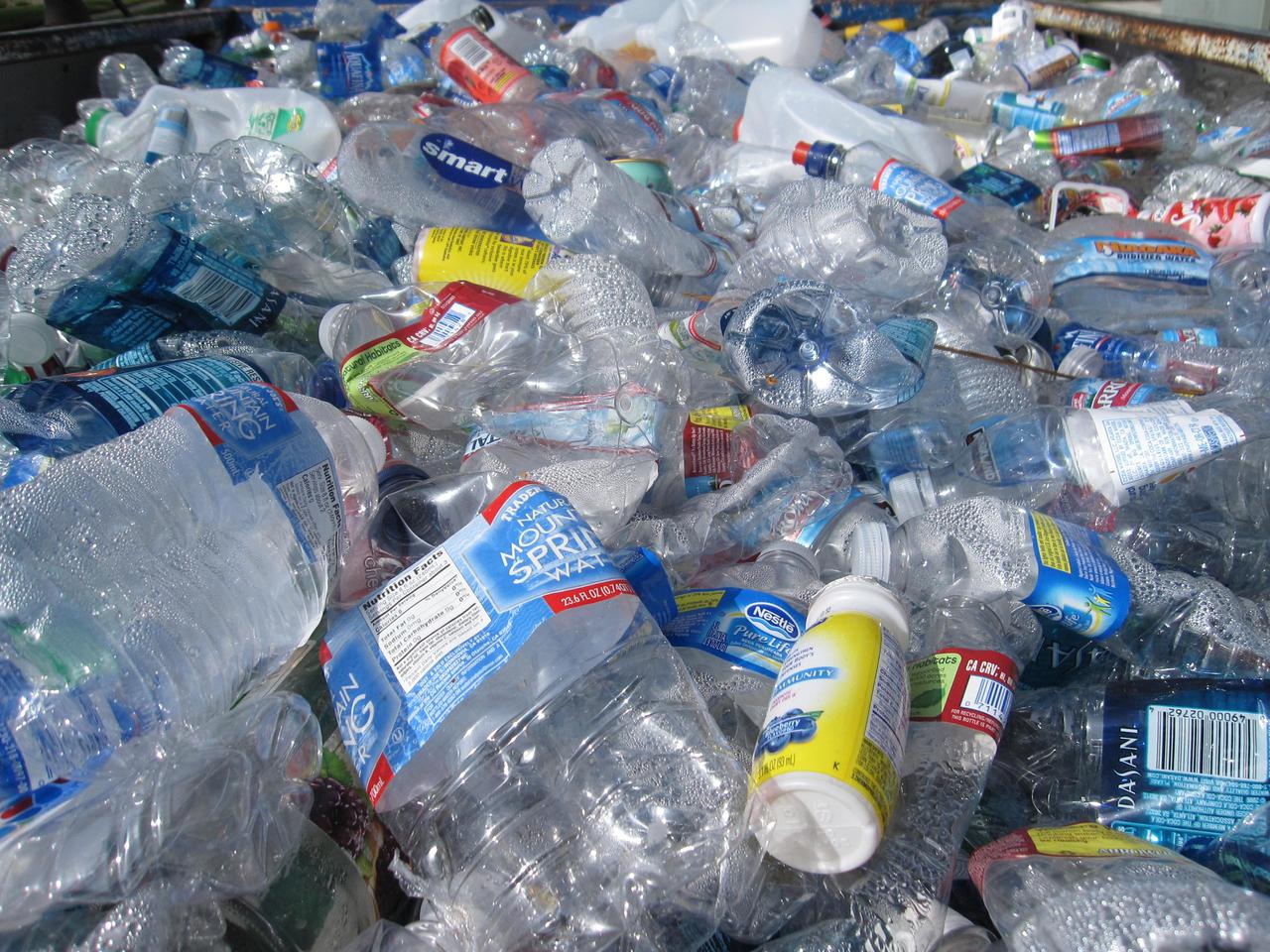 Tips for choosing a recycled plastic manufacturing company in Menasha, Wisconsin