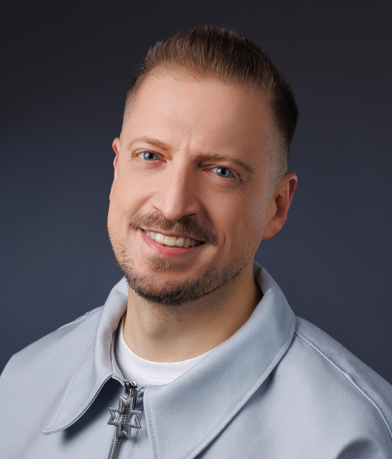 victor toriani.jpg