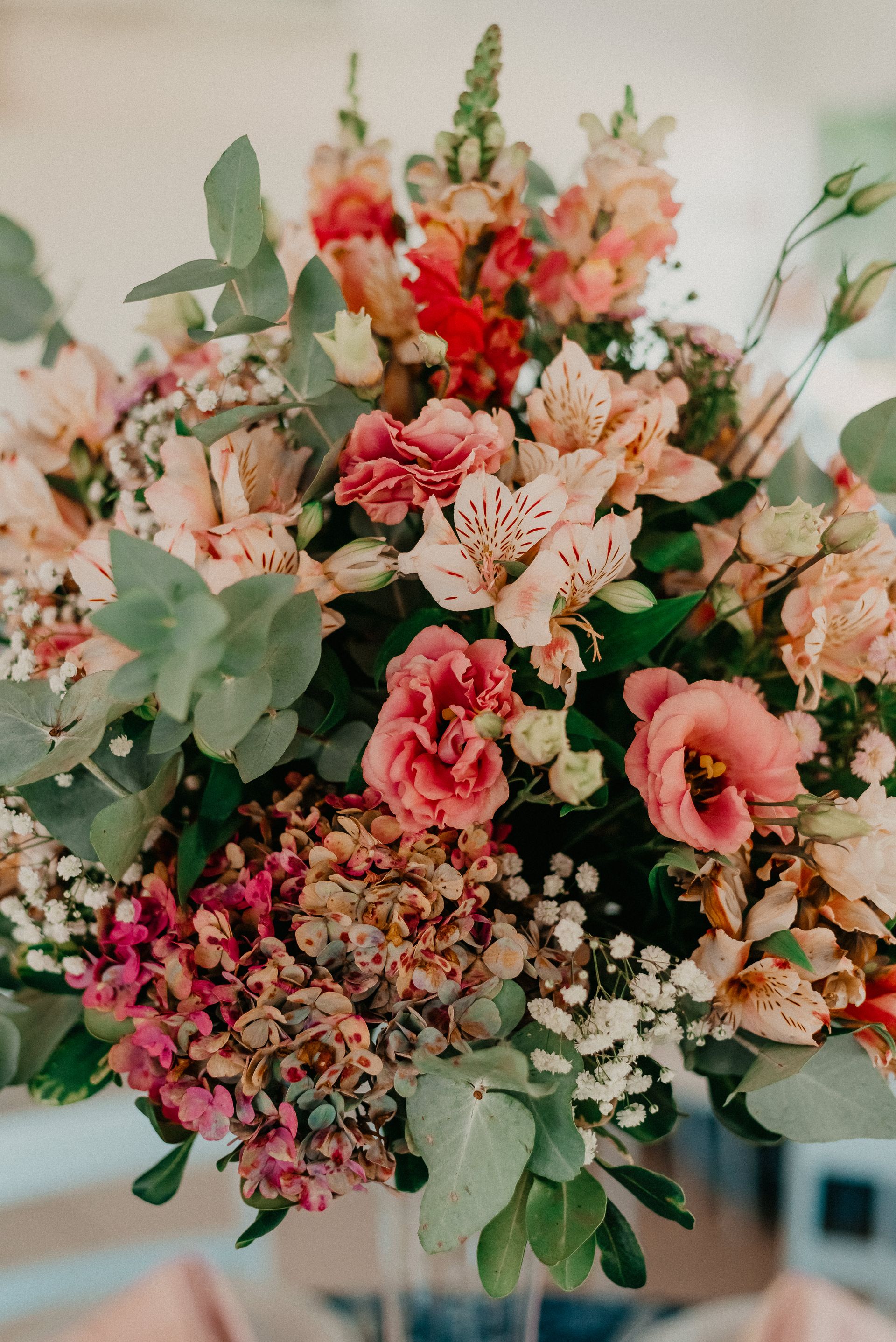 Table arrangement