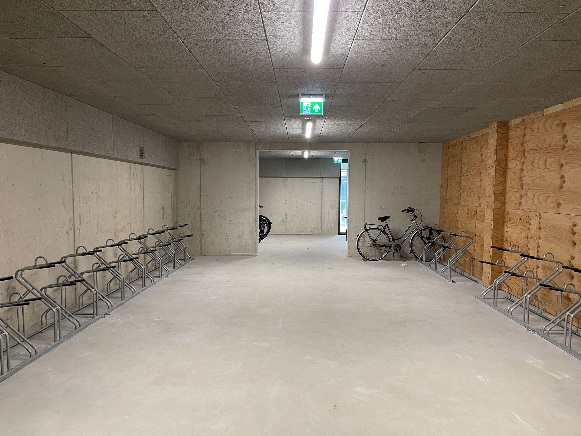 Studio te huur: Cruquiusweg 79C, Amsterdam