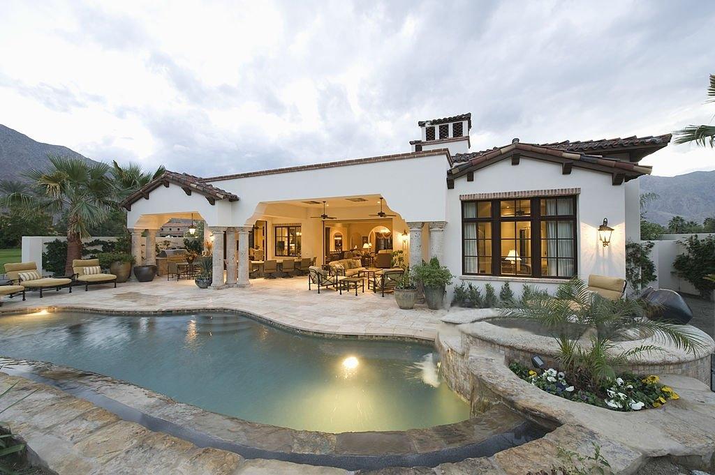 Californian house with pool in backyard
