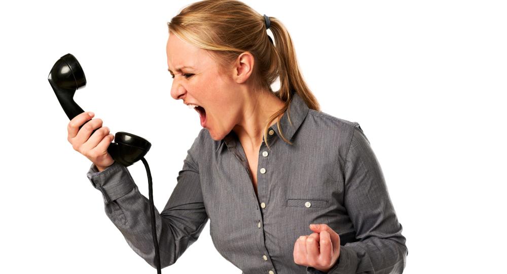 2738587987-bigstock-angry-frustrated-on-hold-time-phone-customer-service-yelling-screaming-29110781-supersize.jpg