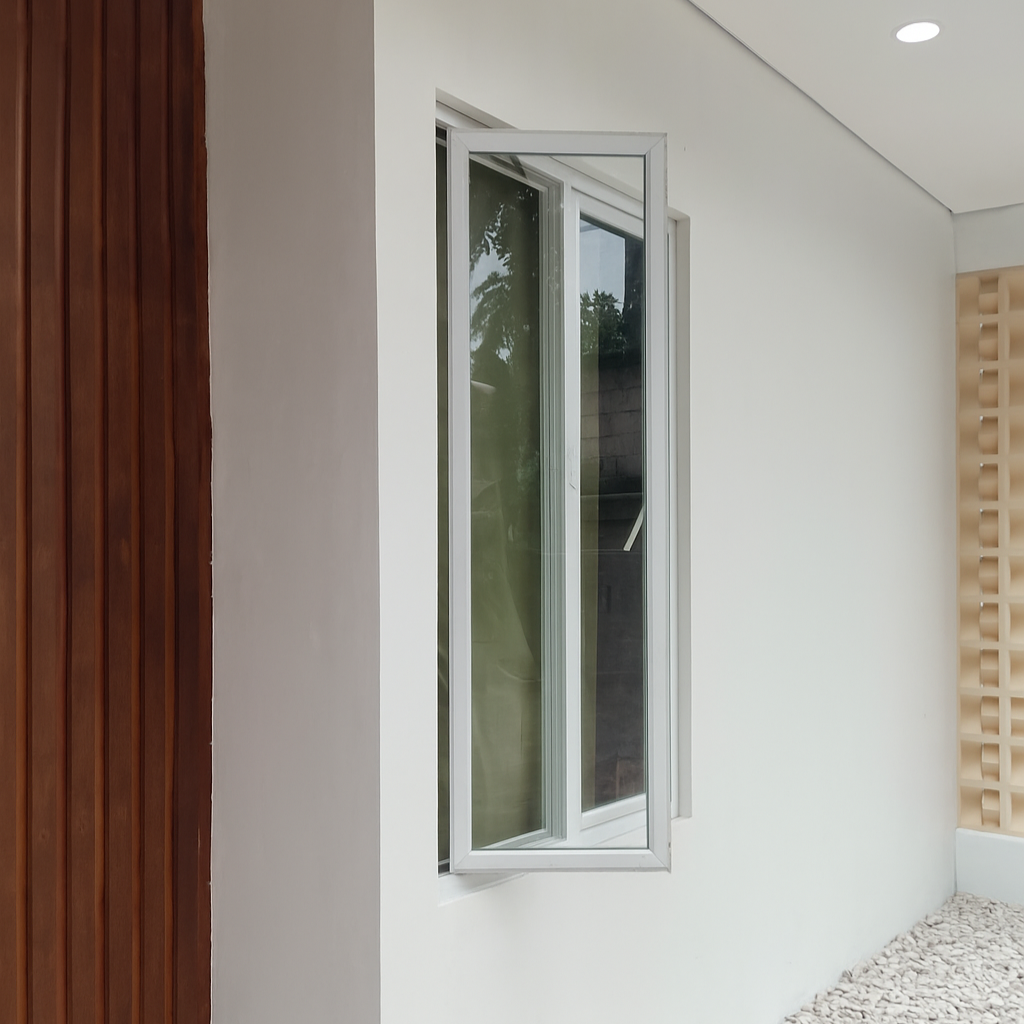 jendela kaca aluminium casement putih -ss aluminium kaca.png