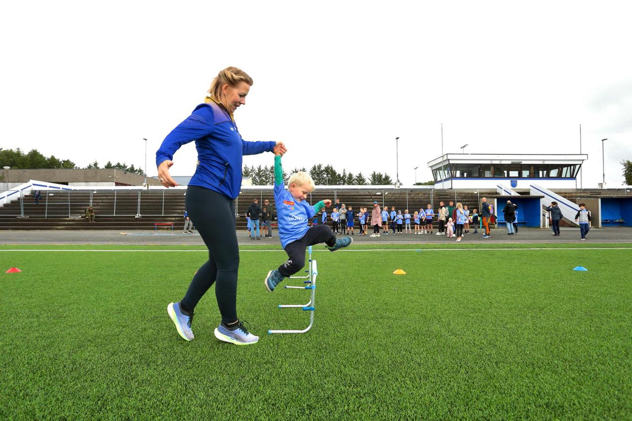 6. hekkeløp kristin og kristian.jpg