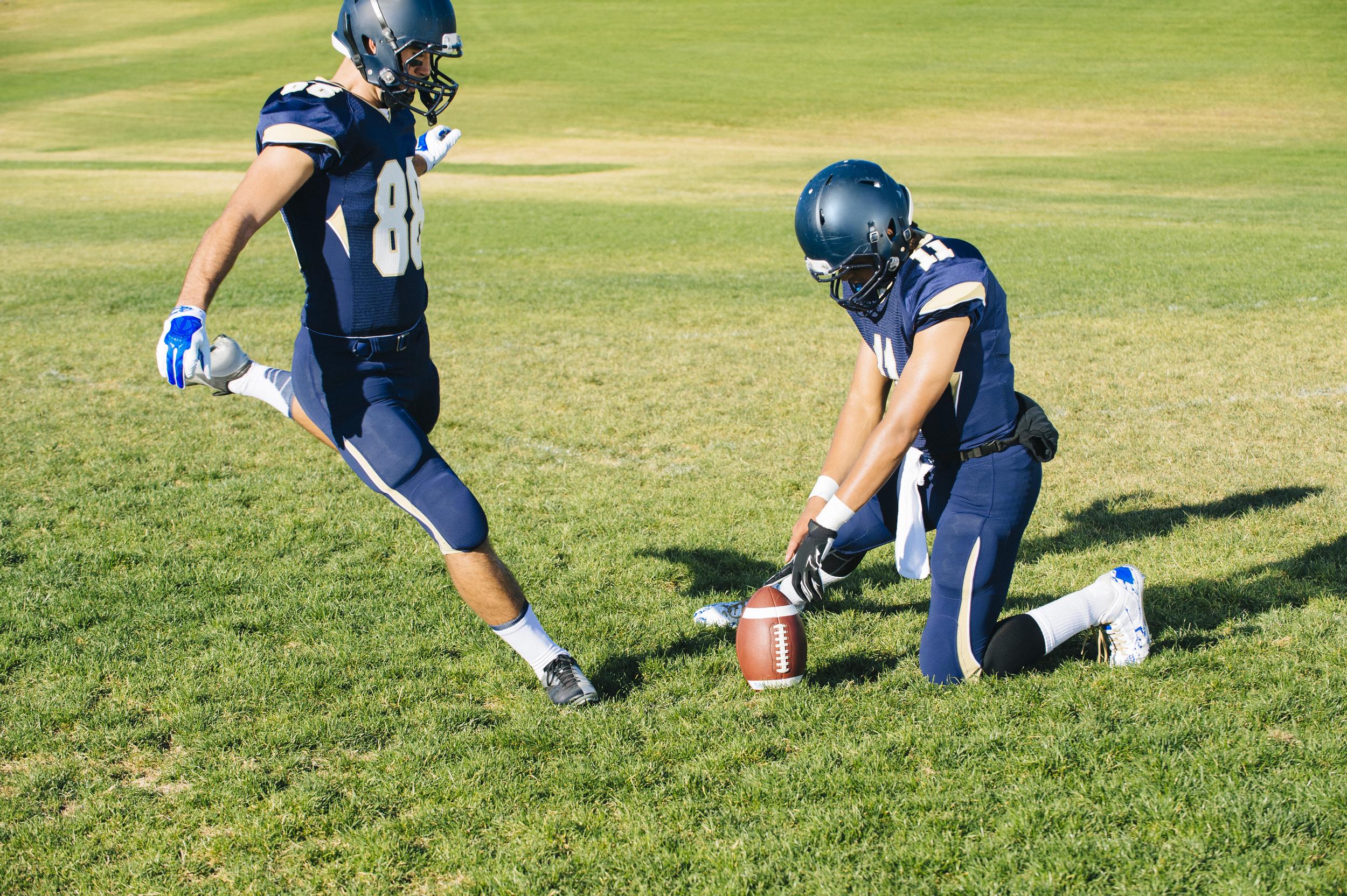 american-football-action-with-two-players-outside-2026-01-09-10-51-59-utc.jpg