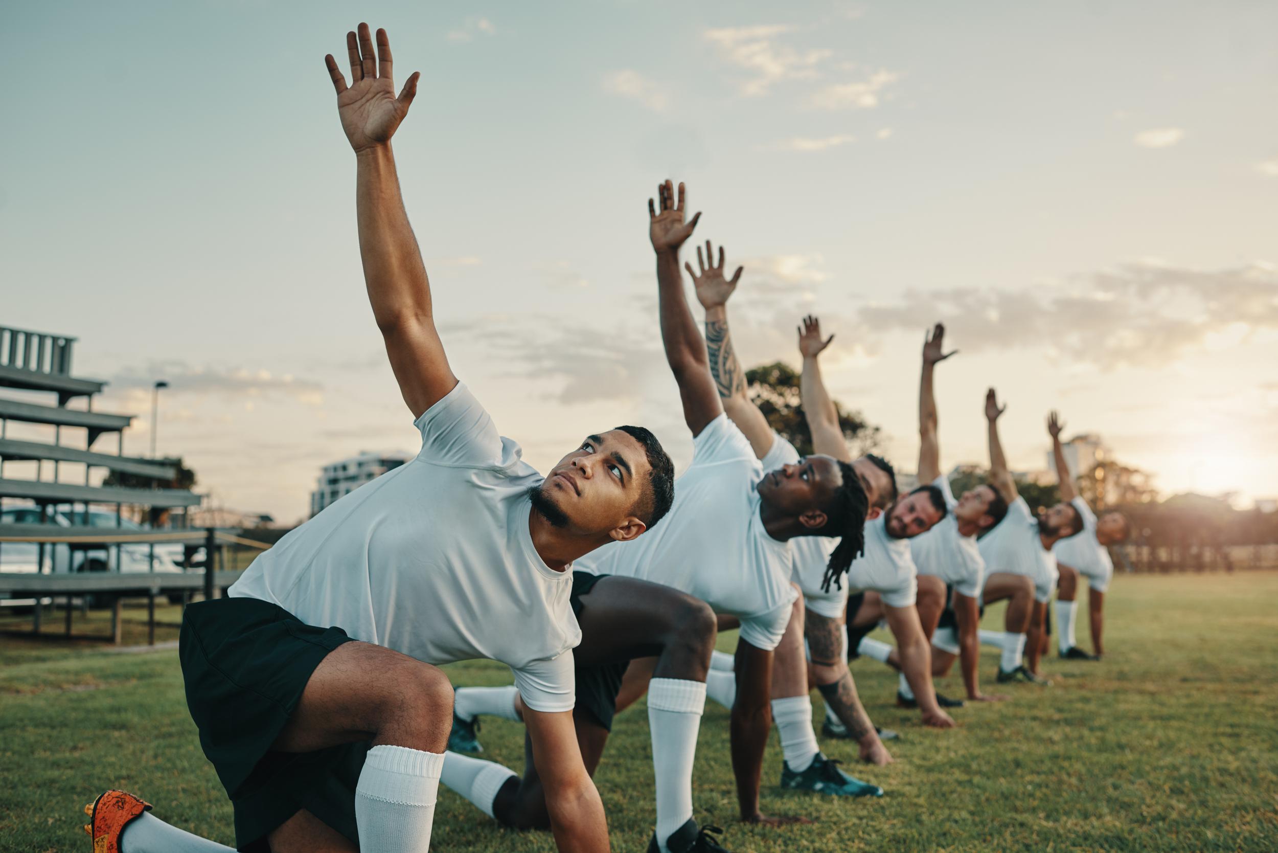cropped-shot-of-a-group-of-young-rugby-players-tra-2026-03-25-06-31-40-utc.jpg