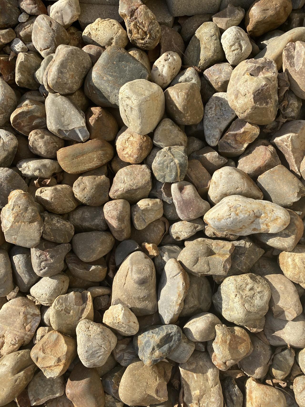 4″–8″ river rock.jpg