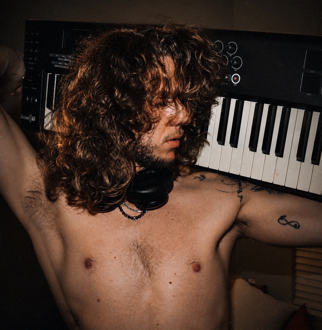 Miguel Nior promotional photo 1