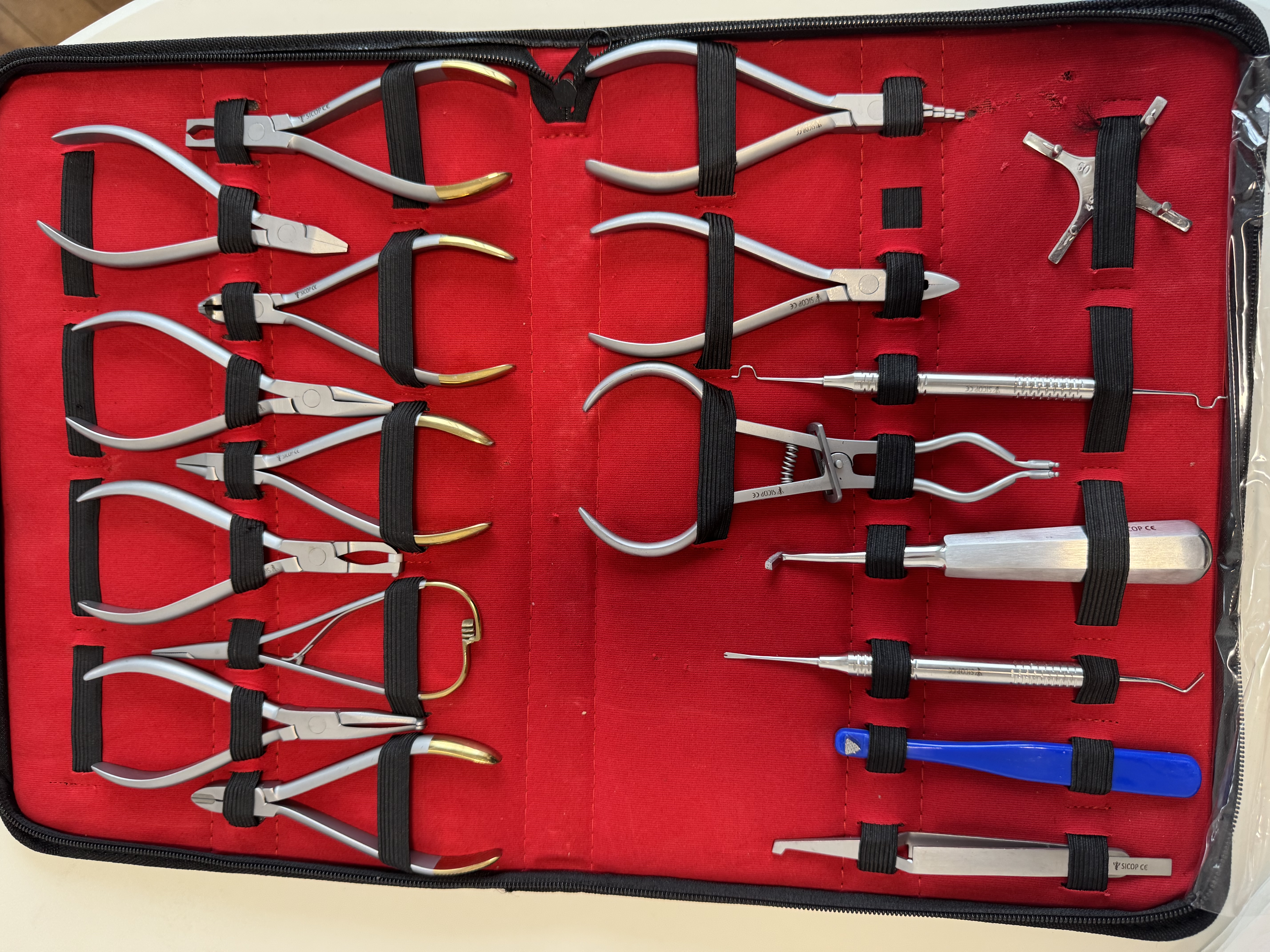 Kit for Orthodontist