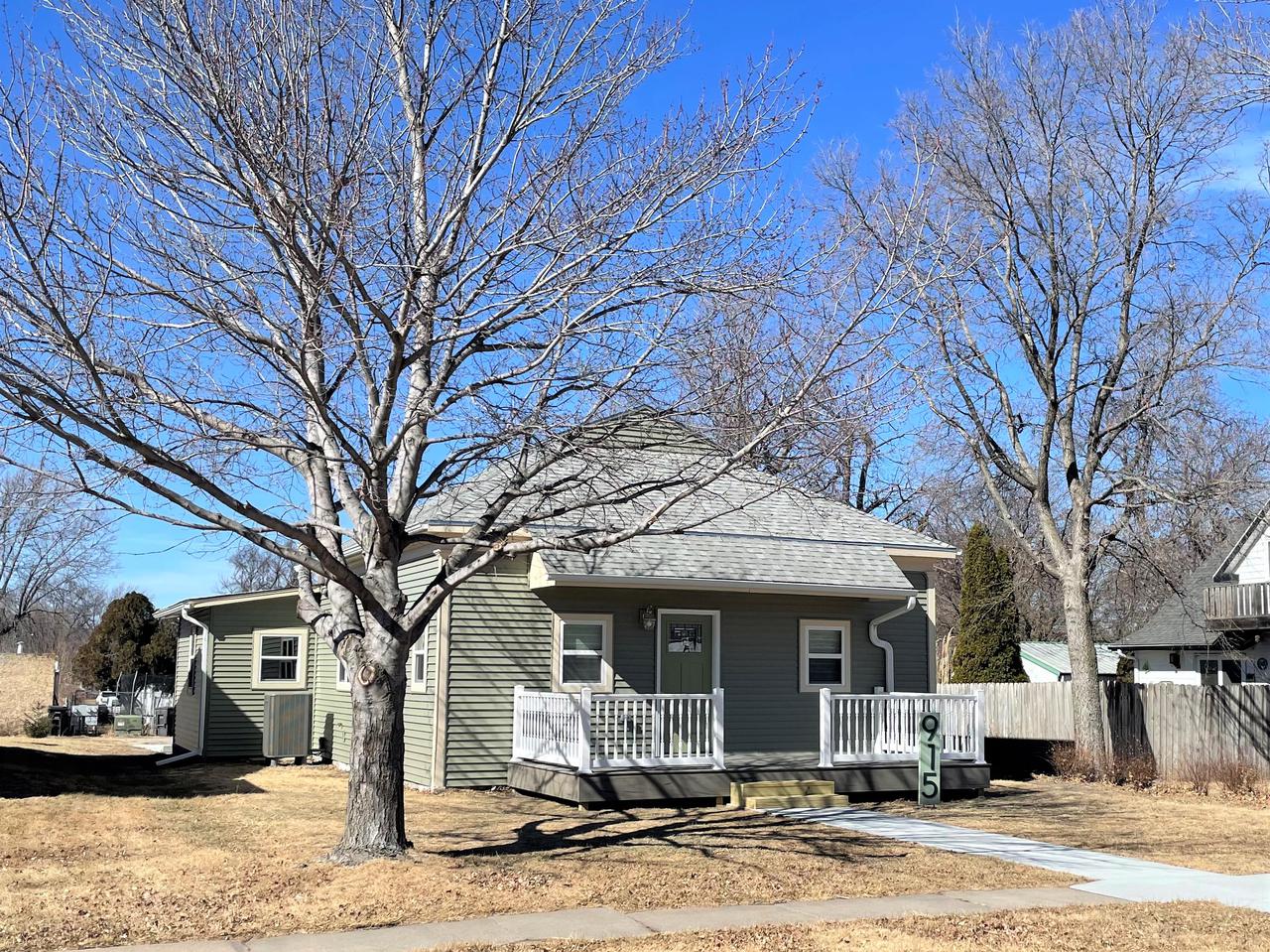 Holdrege NE Homes for Sale NAS Realty