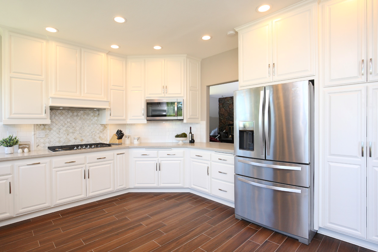 palmdale-kitchen-2.png