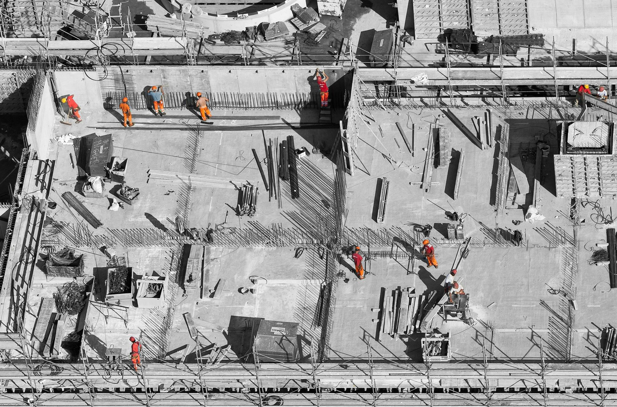 Men at work 765