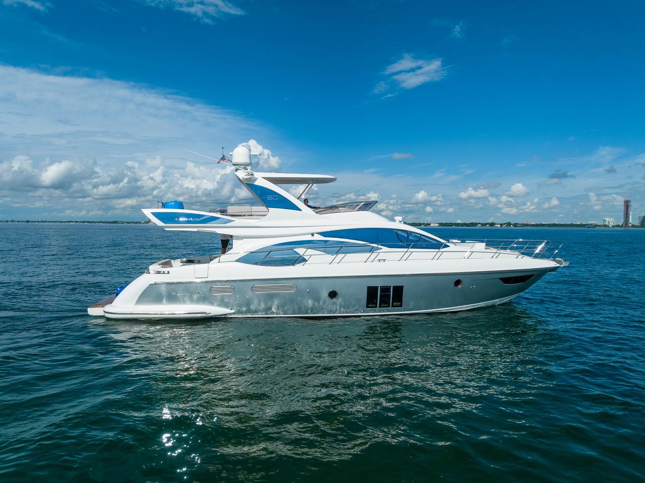 60' azimut 'supreme' - drone - 4-x3.jpeg