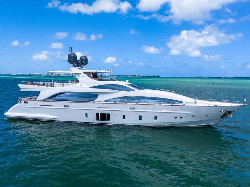 105' azimut _ drone-8-5k-l.jpeg