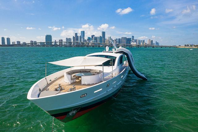 double shot - exterior14.jpg