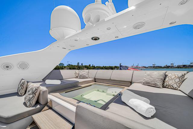 105' leopard 1.6.jpg