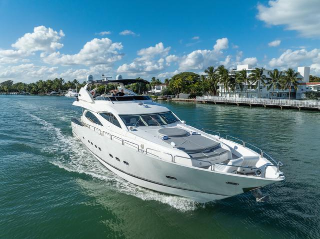 94' sunseeker 'so what who cares' - drone - 15.jpg