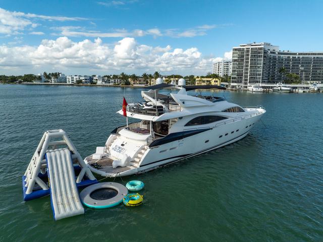 94' sunseeker 'so what who cares' - drone - 26.jpg