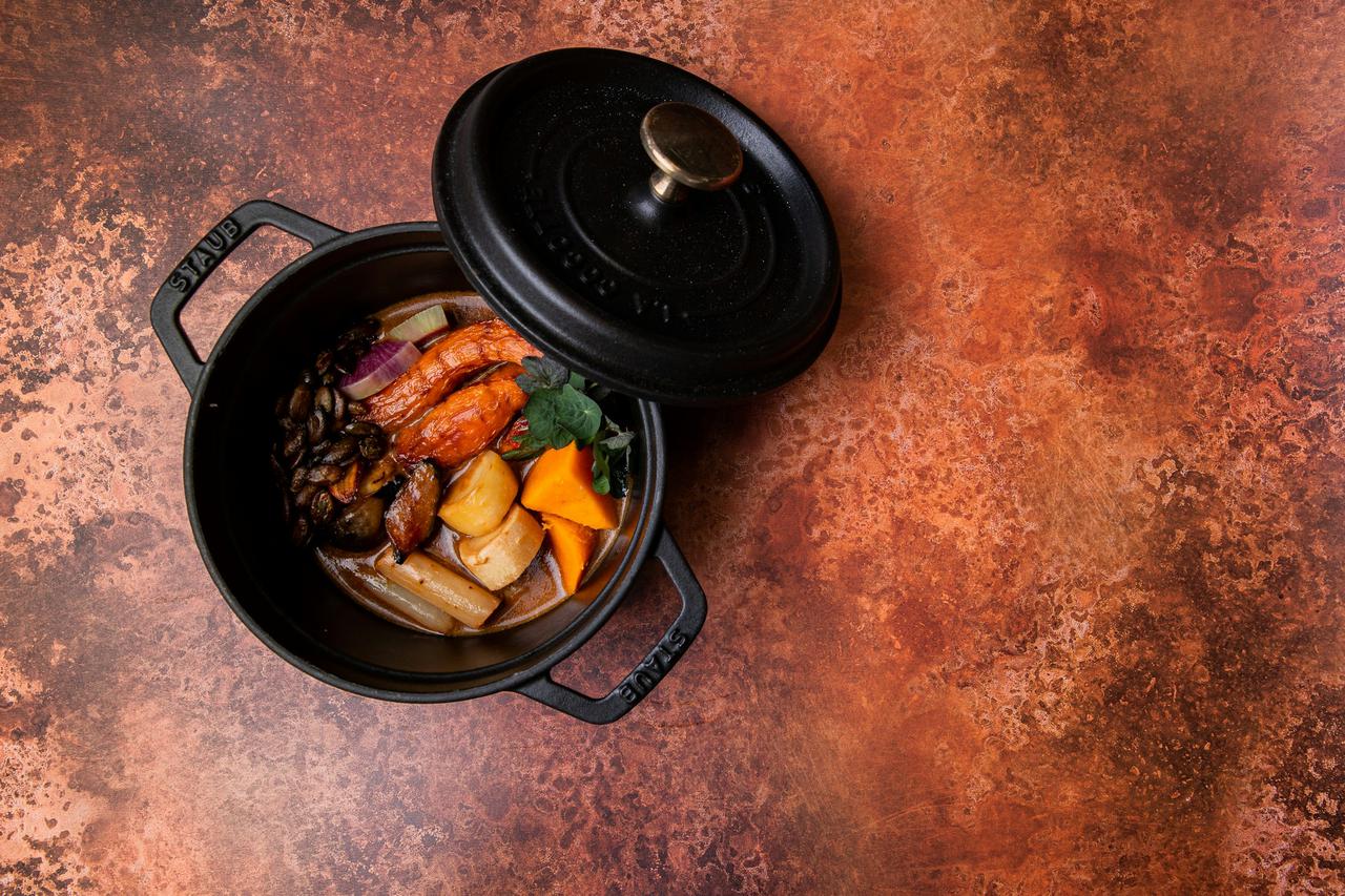 For our pot roast we use exclusively biodynamic vegetables sourced via Shrub, a start- business that source all their ingredients from farms surrounding London. We partnered with them and offered ourselves as a recipient to vegetables that would otherwise not be sold to either restaurants, shops or public. Currently taking knobbly looking root vegetables, imperfect brassicas and overly mature squashes.

The idea of a pot roast reinforces the notion of to the main course and nurtures the concept that our mea