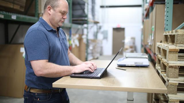TheStandingDesk.com