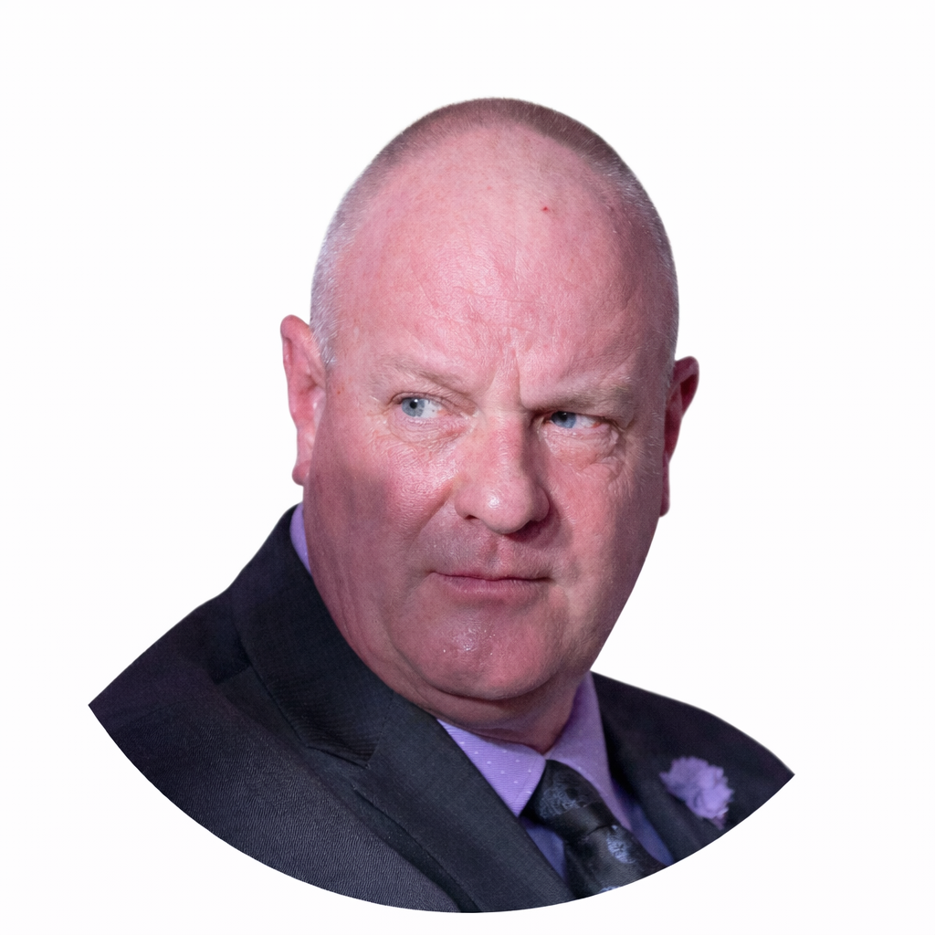 stirnrunzeln im weißen rahmen.png