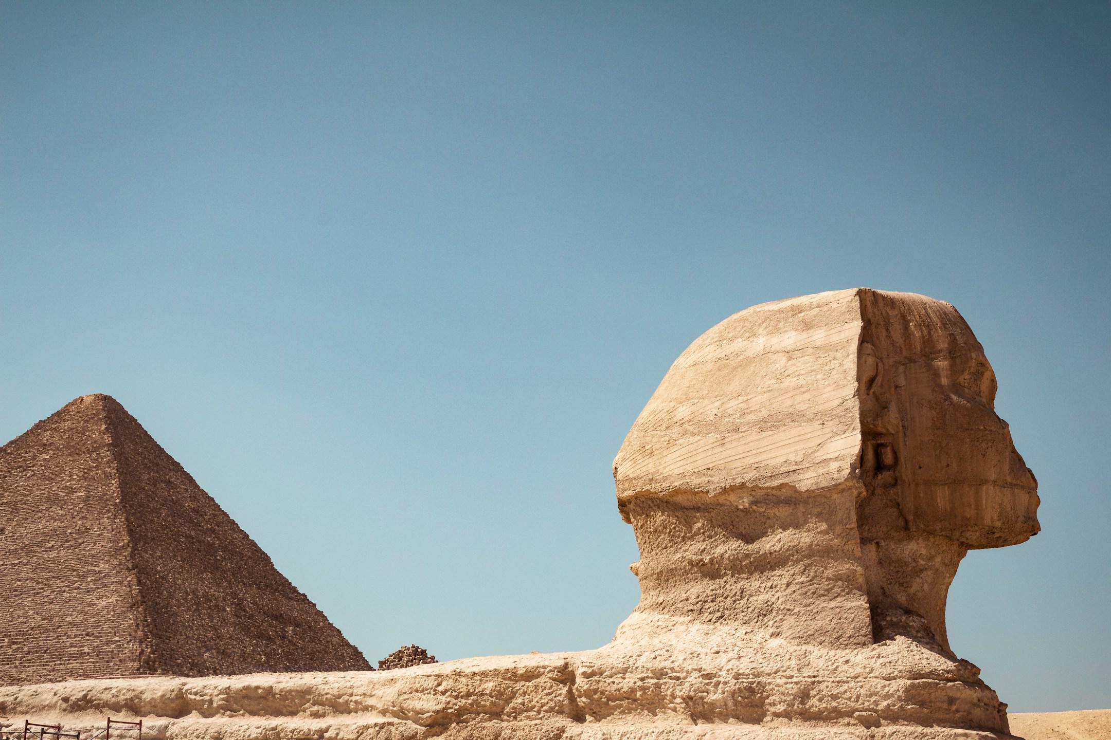 Pyramids and sphinx tour