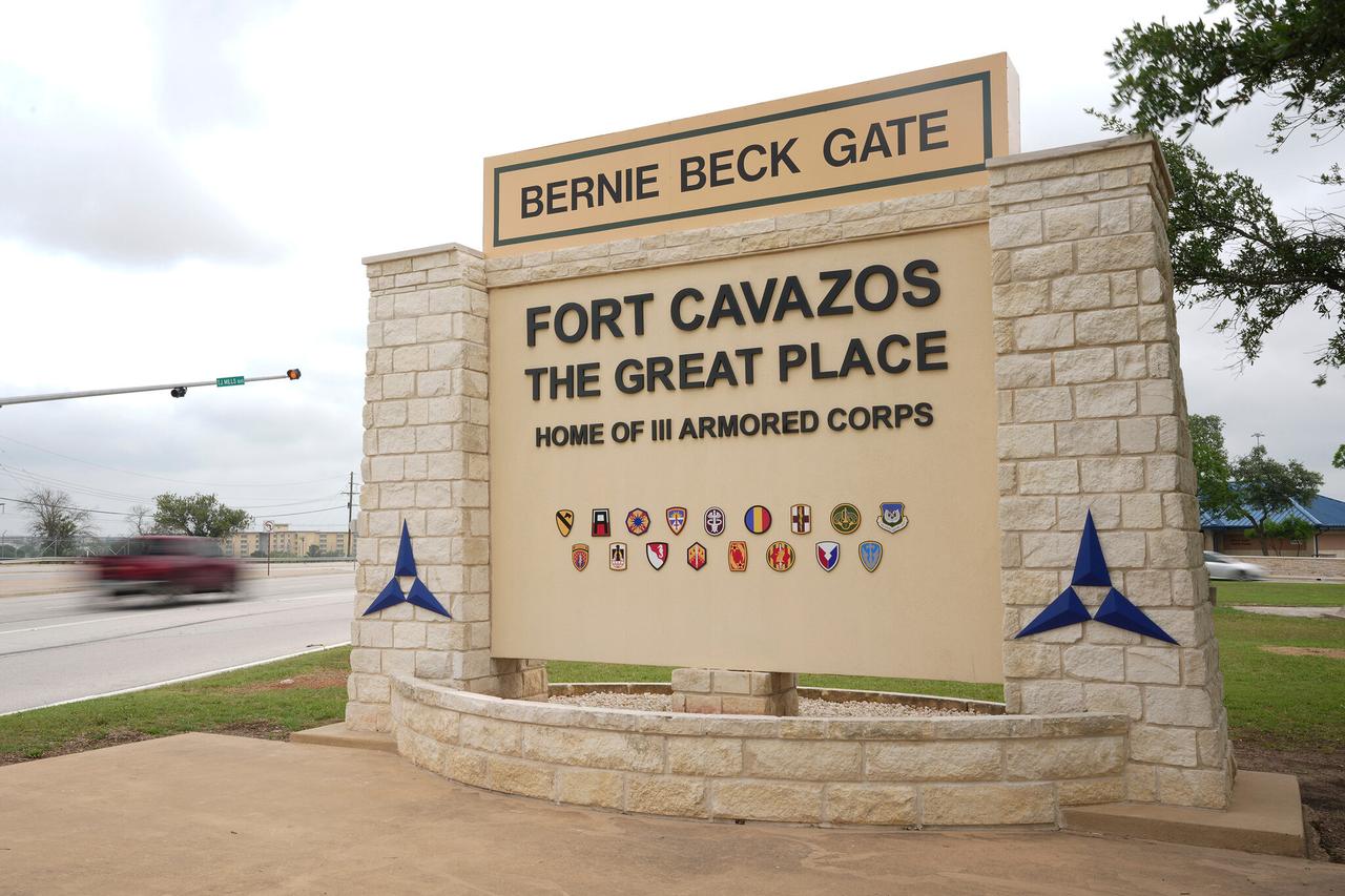 09xp-fthood6-hpbj-superjumbo.jpg