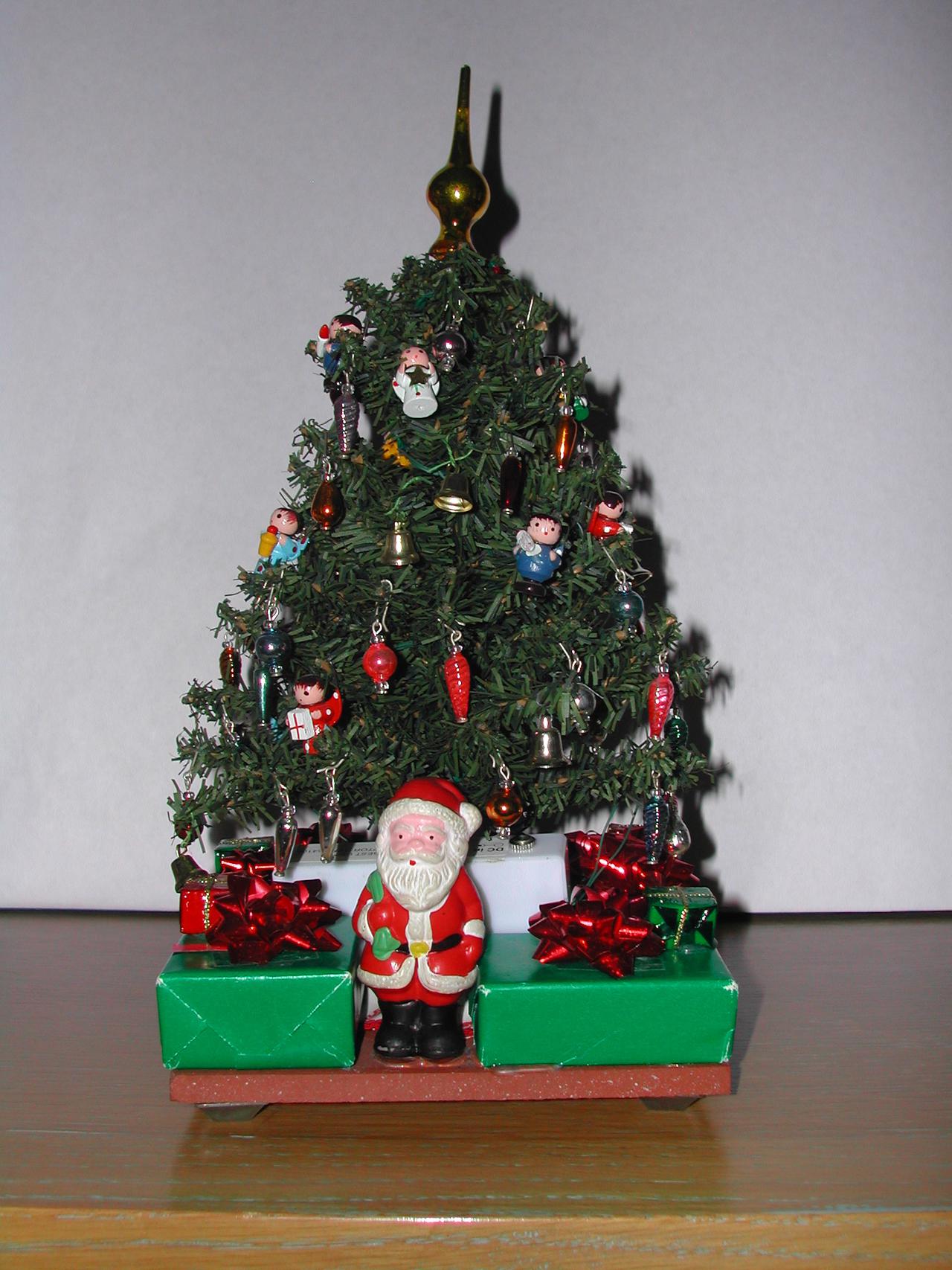 2004 christmas - 07.jpg