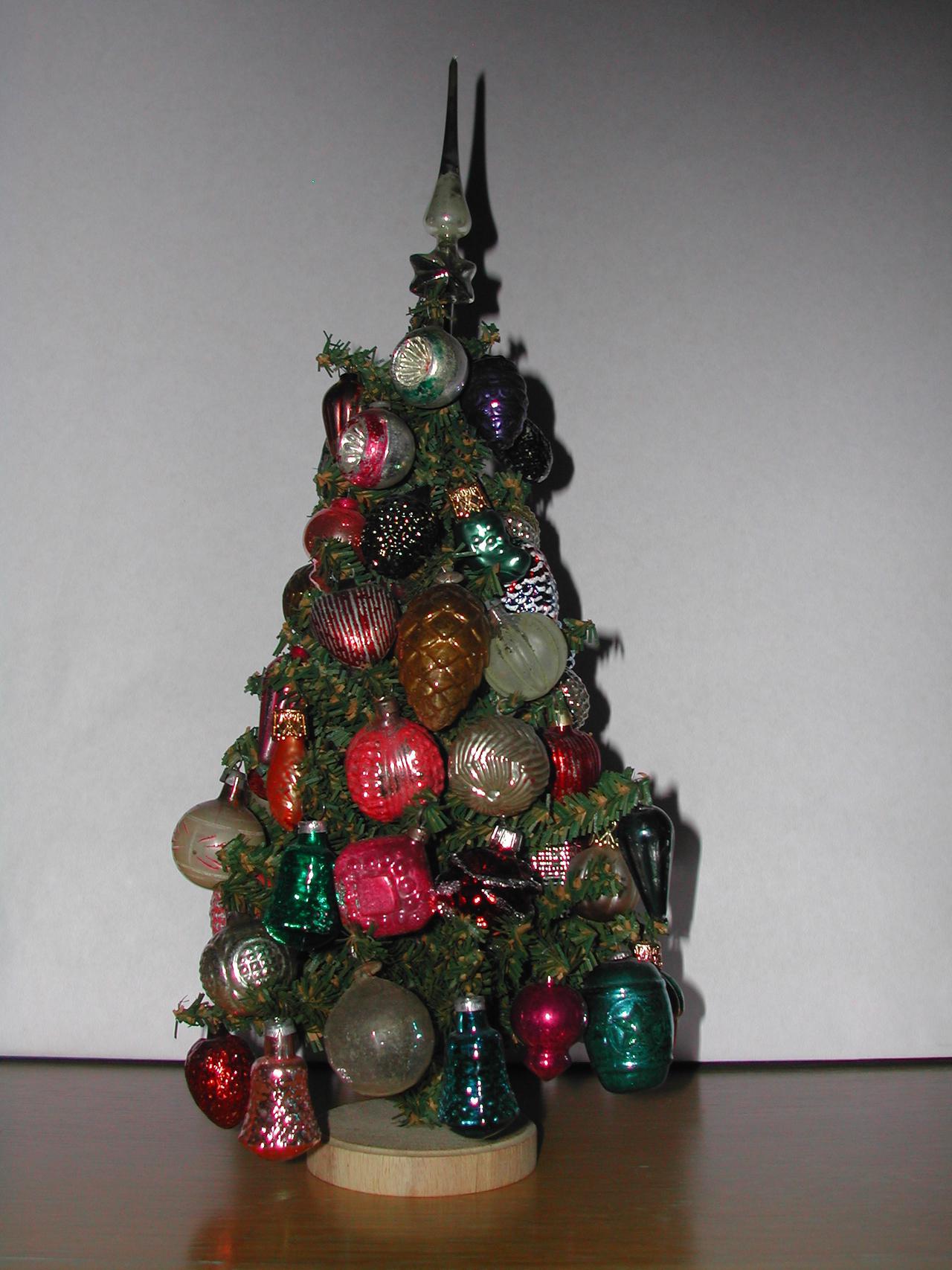 2004 christmas - 09.jpg