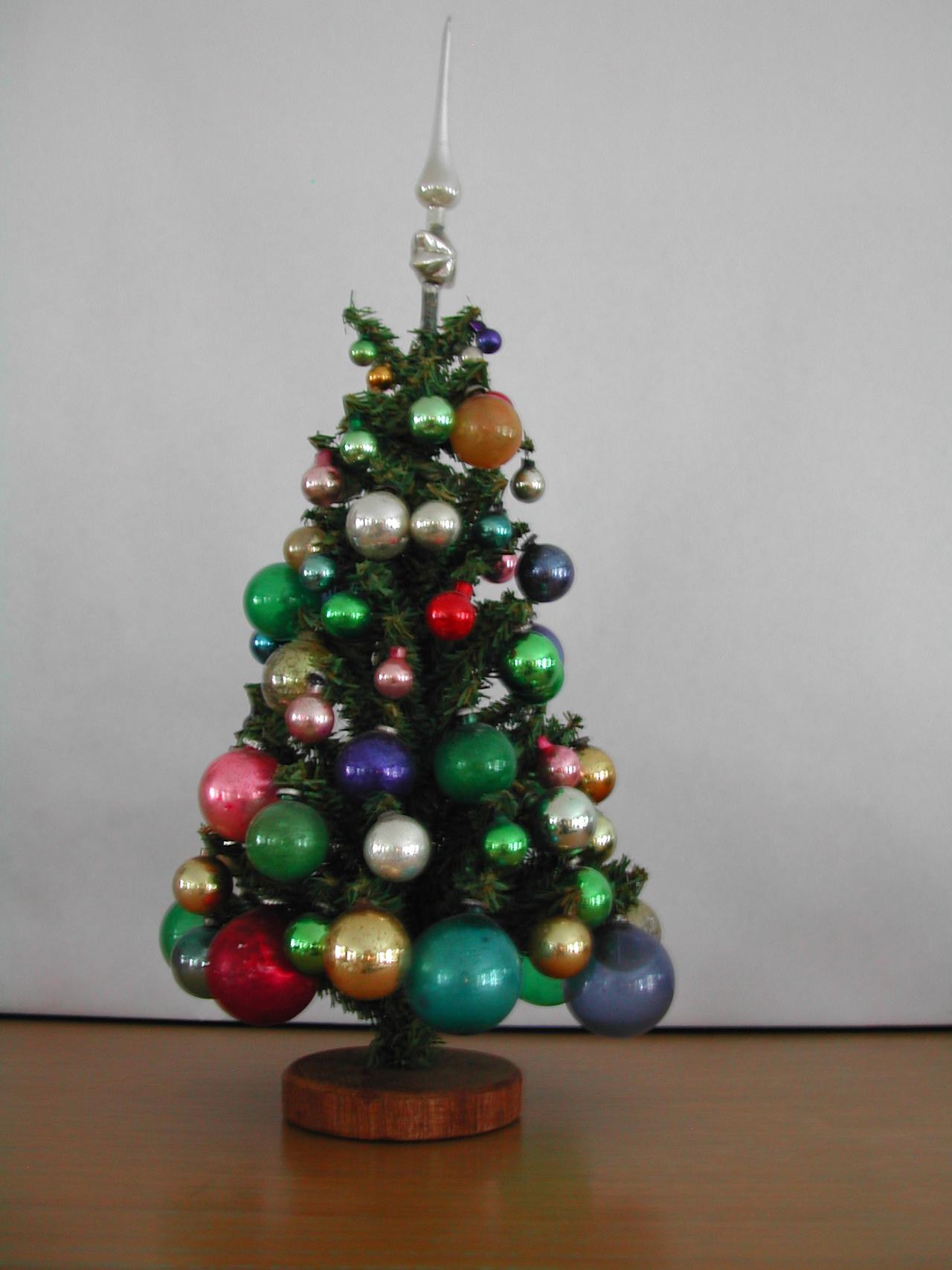 2004 christmas - 10.jpg