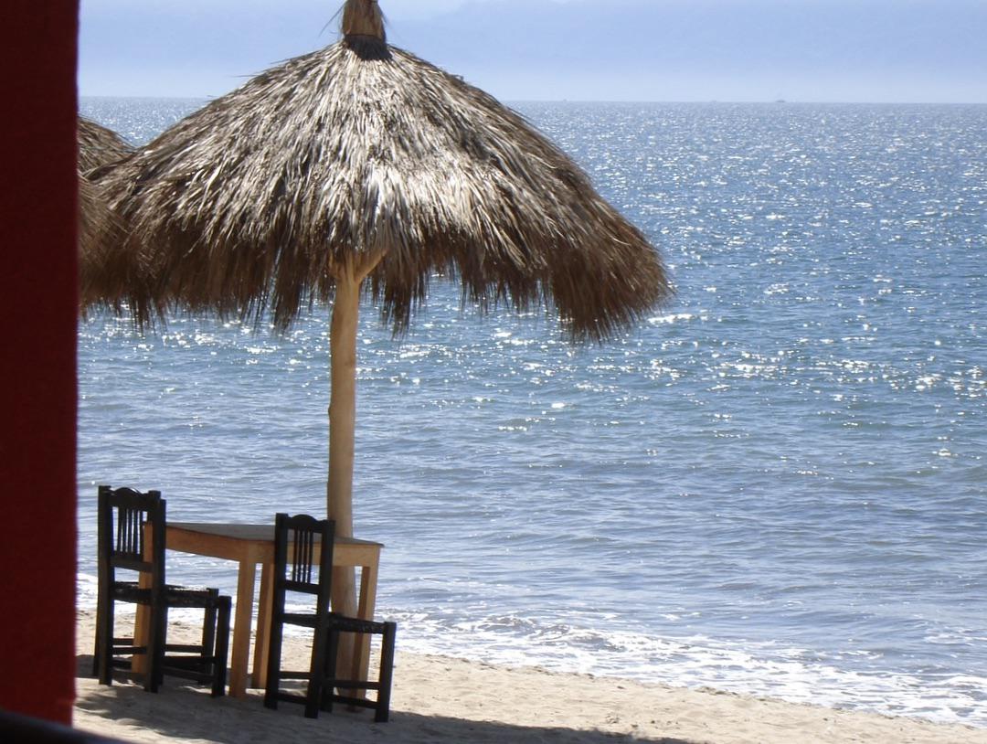 mexico chairs too .jpg