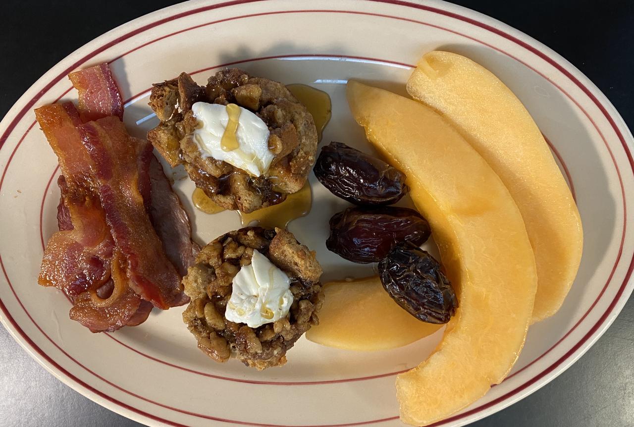 5 french toast muffins.jpeg