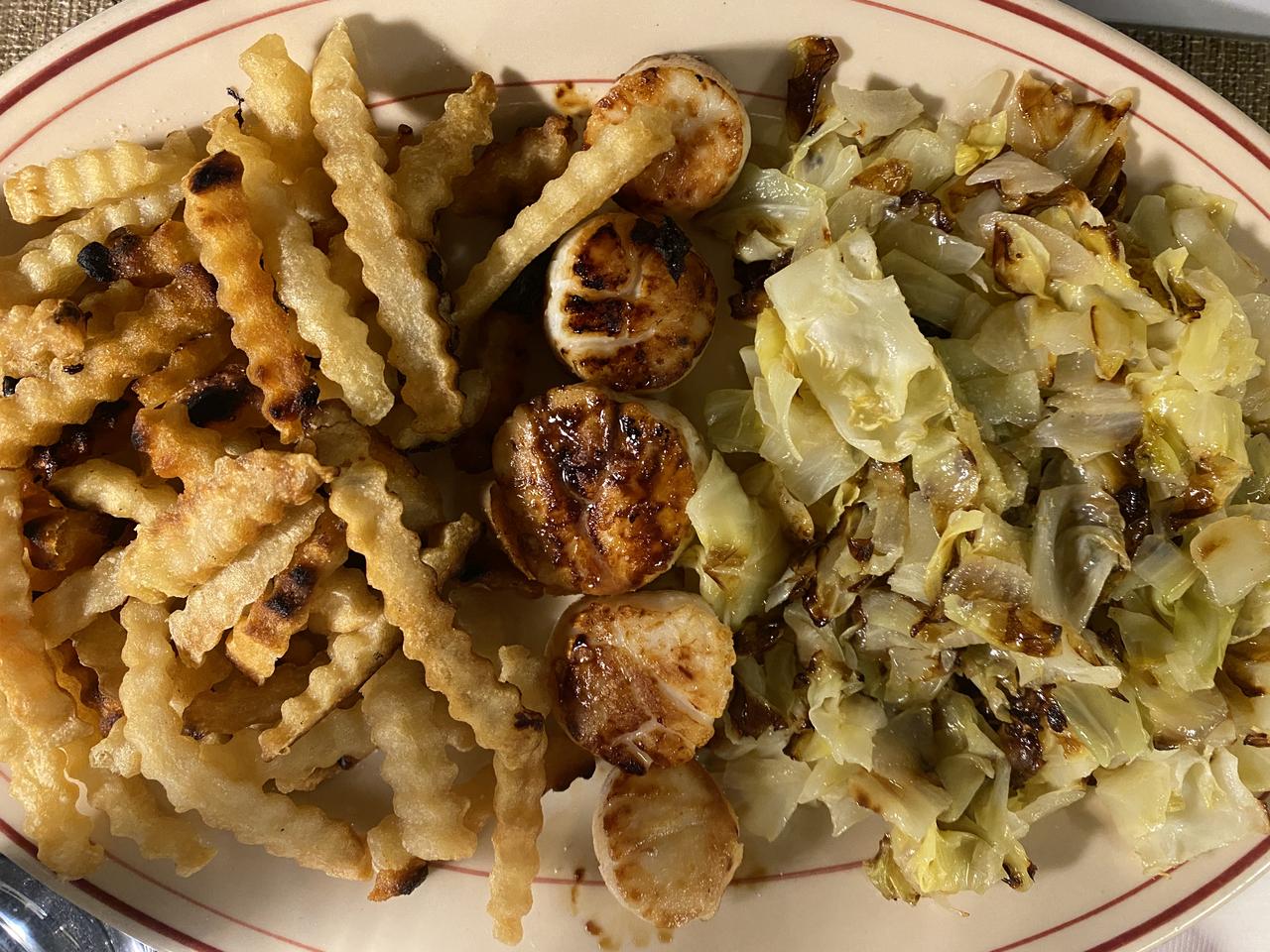 2 carmelized cabbage & scallops.jpeg