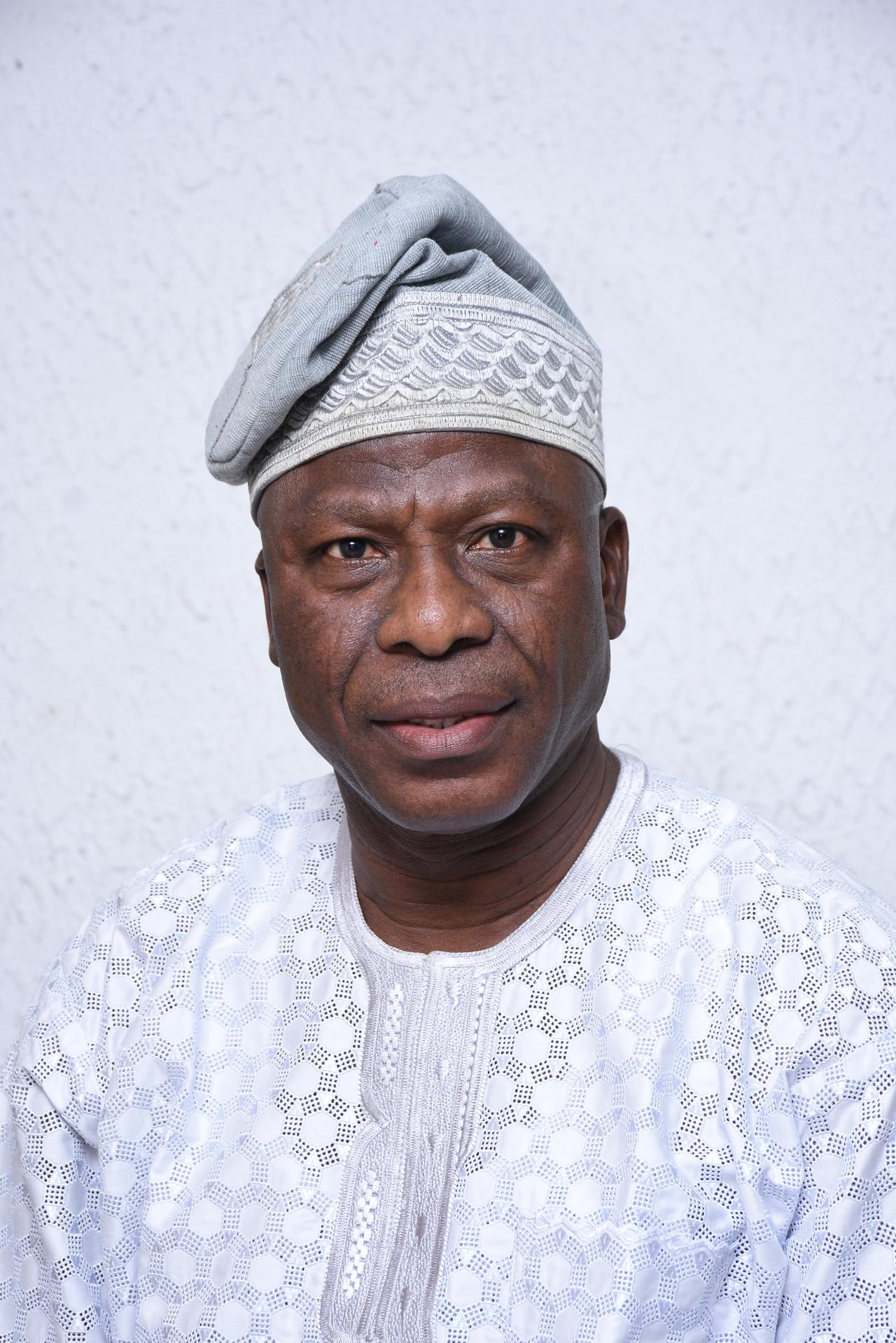 <strong>MR. ISIAKA IDOWU OYEBAMIJI.</strong>