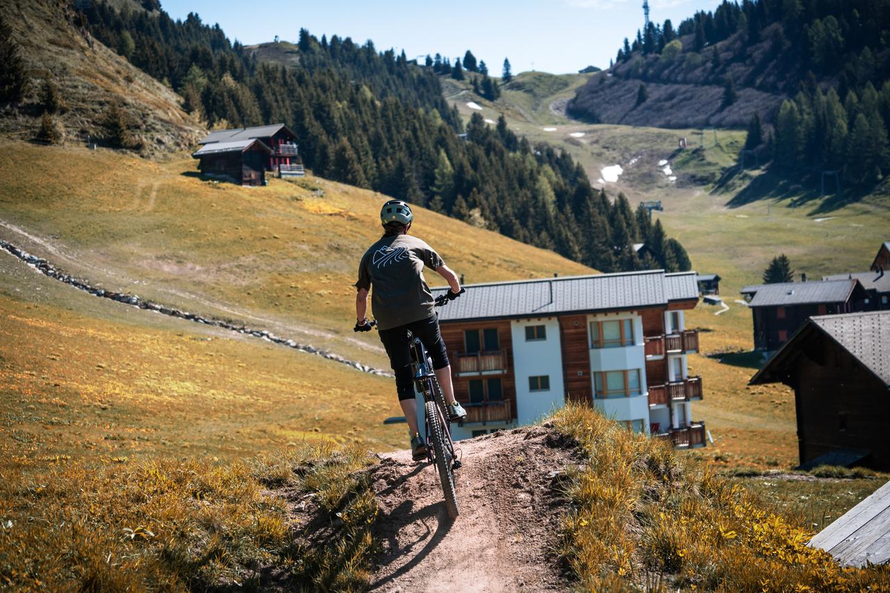 aletsch-enduro-merch-action-04.jpg