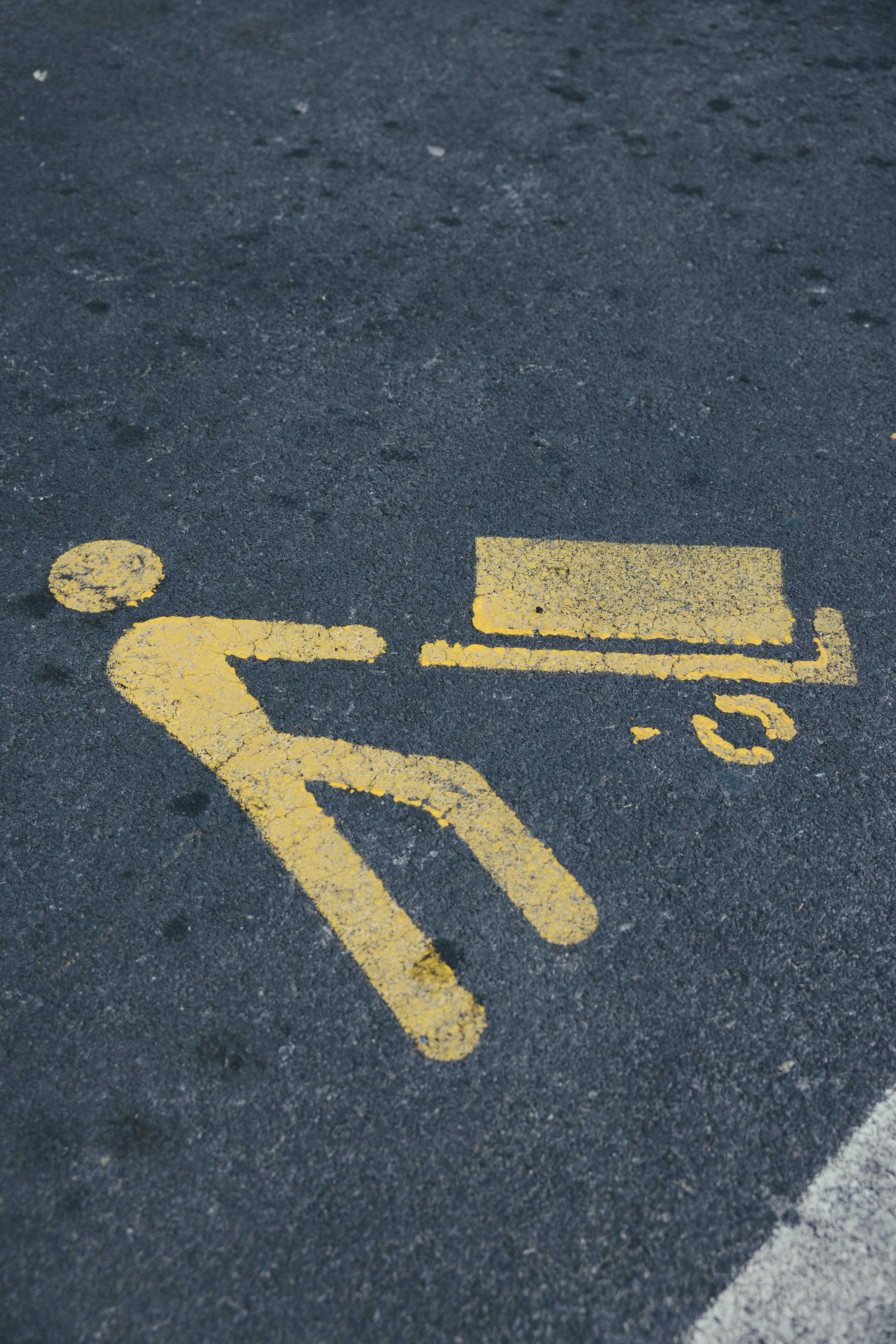 Only parking for delivery parcel package service