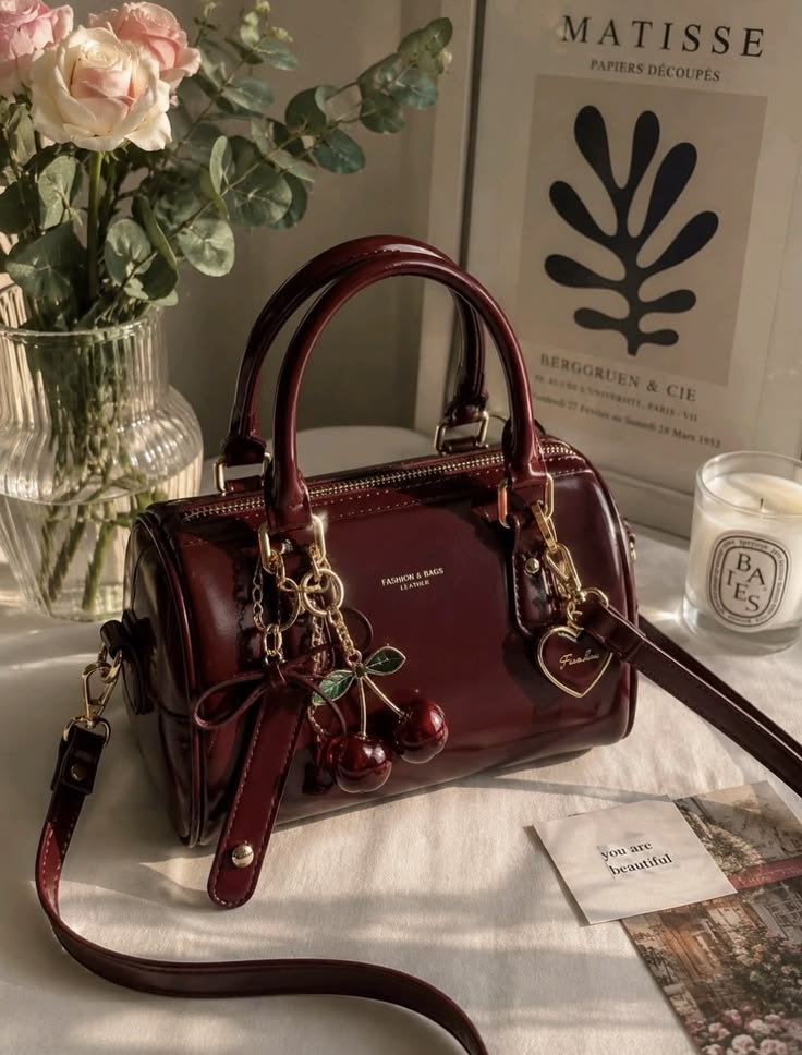 Classic Shoulder Bag