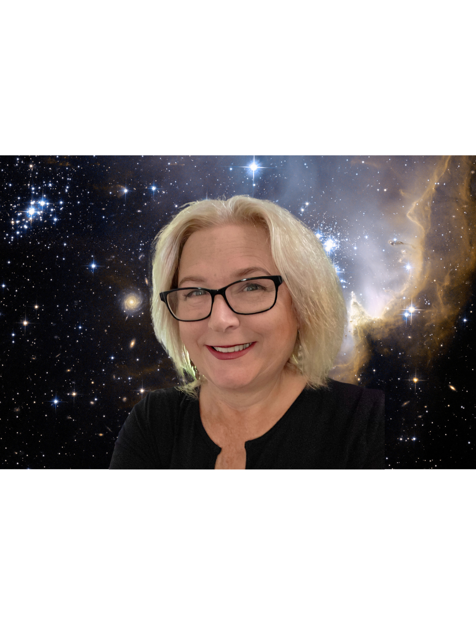 Andrea Szabo Tarot Reader