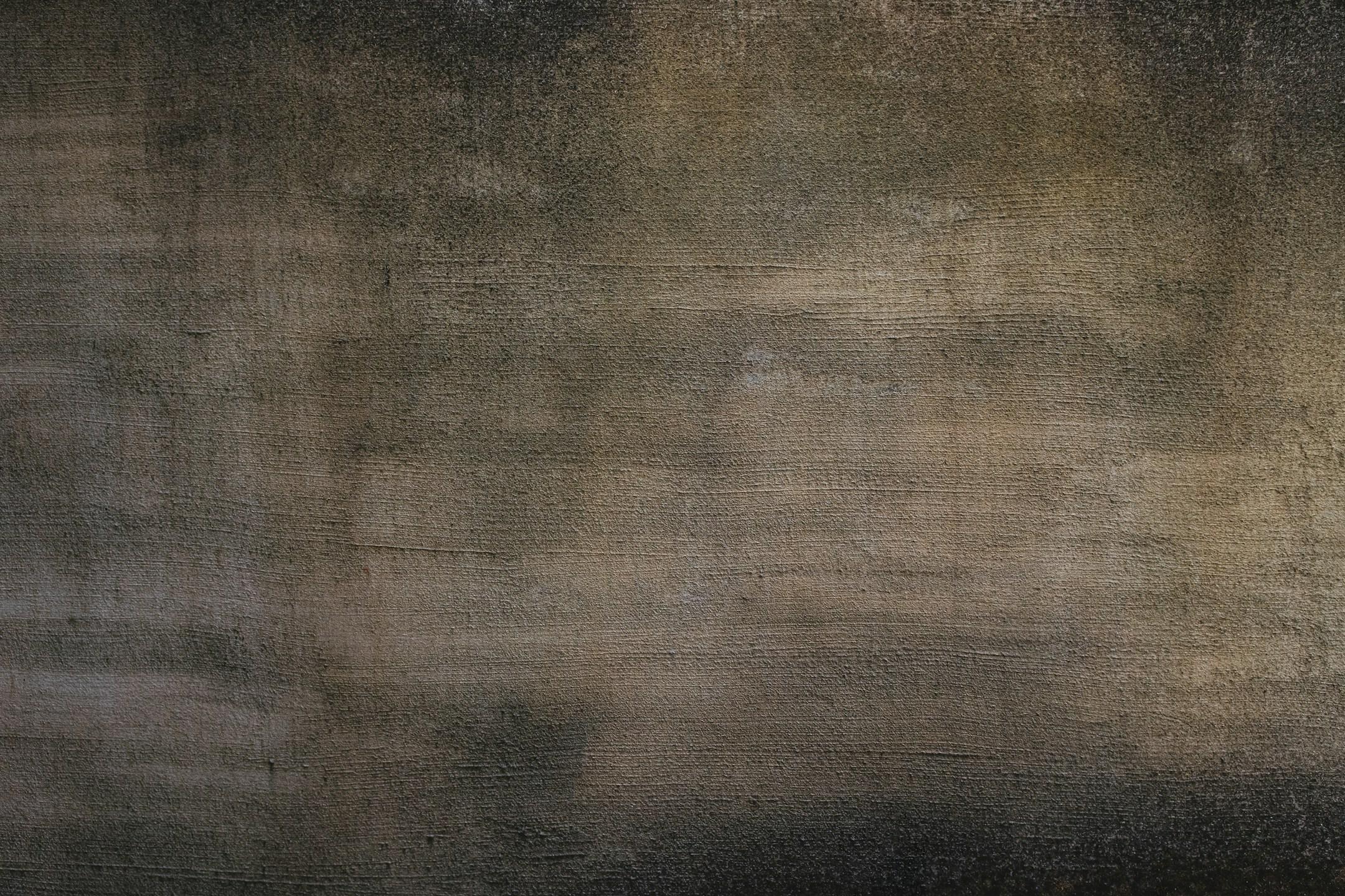 Moody concrete canvas | Follow on Instagram: @timmossholder