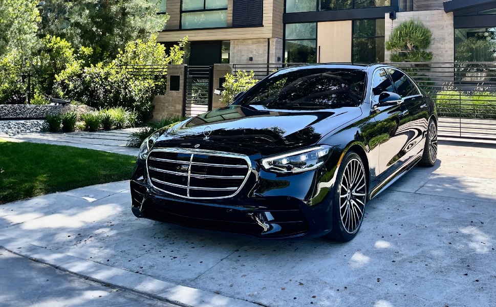 mercedes s580 sedan.png