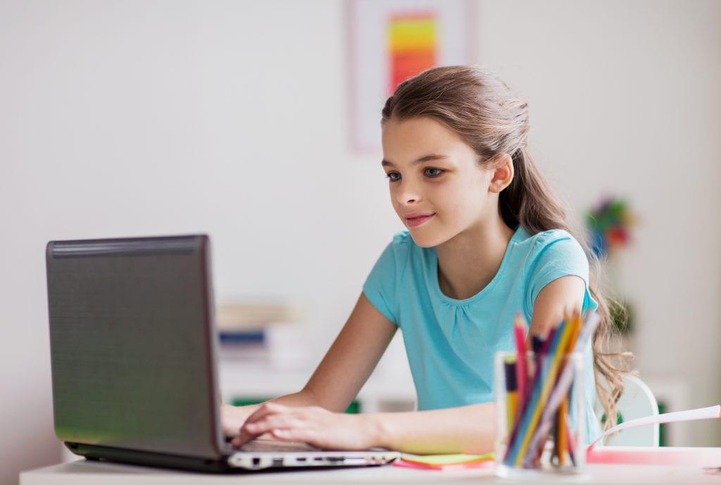 top-online-typing-programmes-to-help-your-child-learn-to-type.jpg