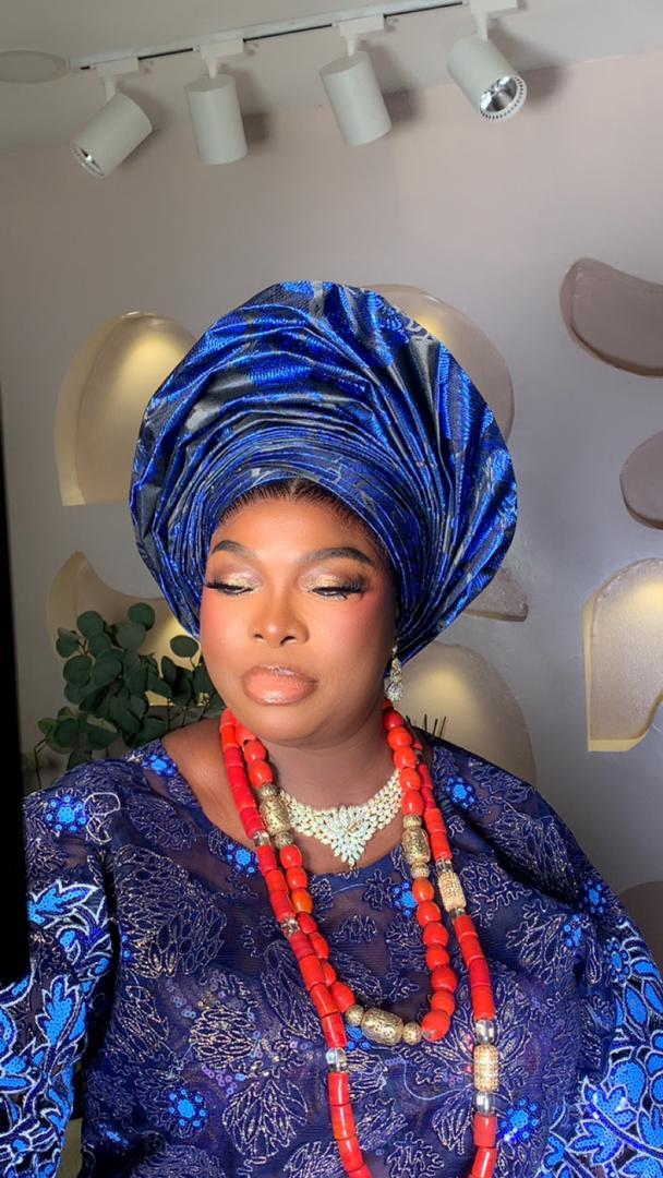 Bride with glamorous bridal makeup