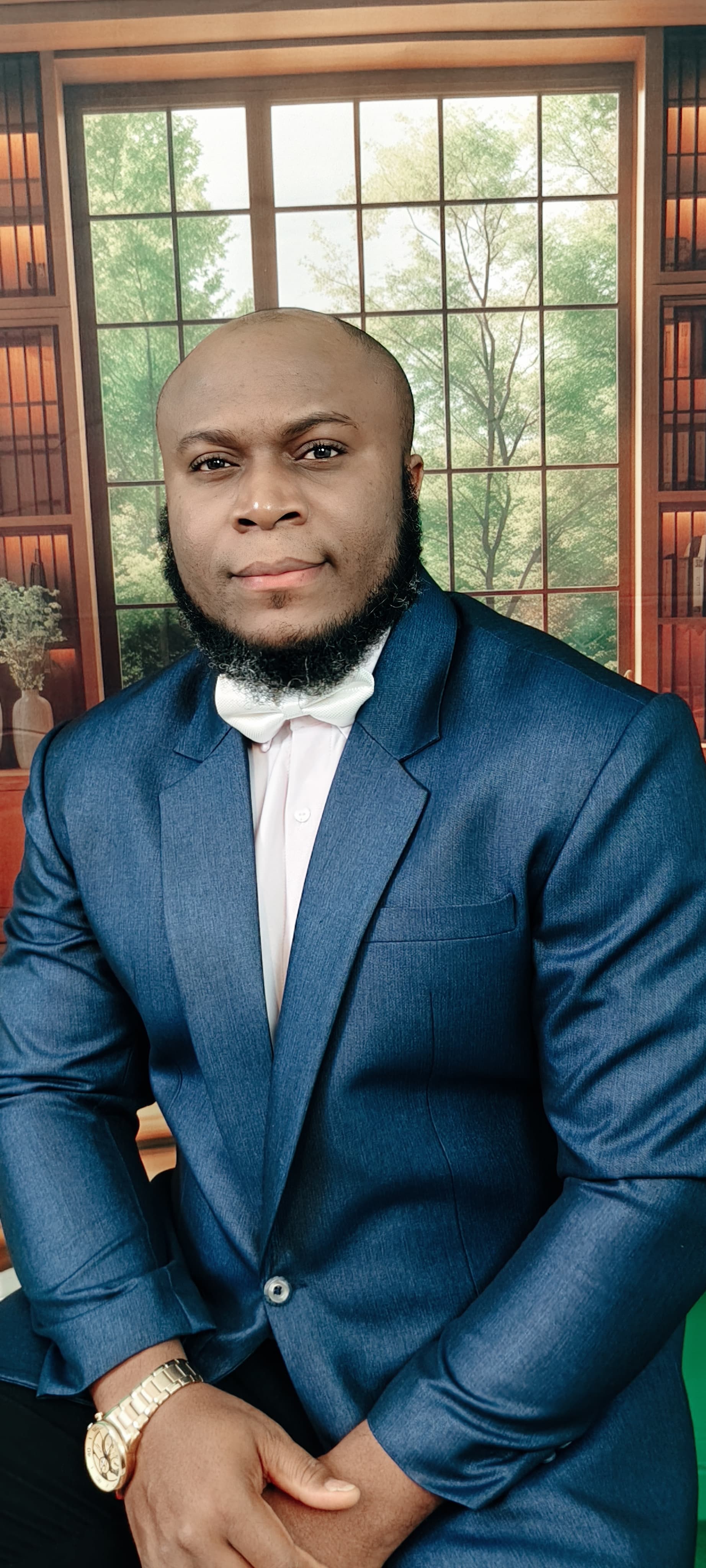 Saint Mmanuel Maurison performing on stage