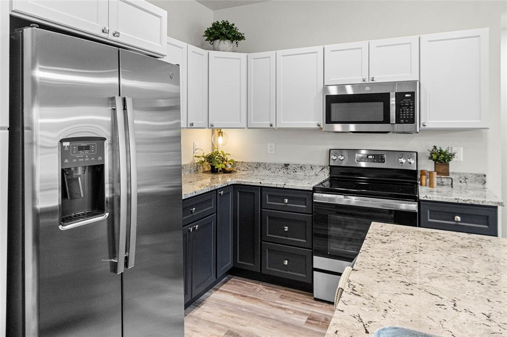 Modern kitchen