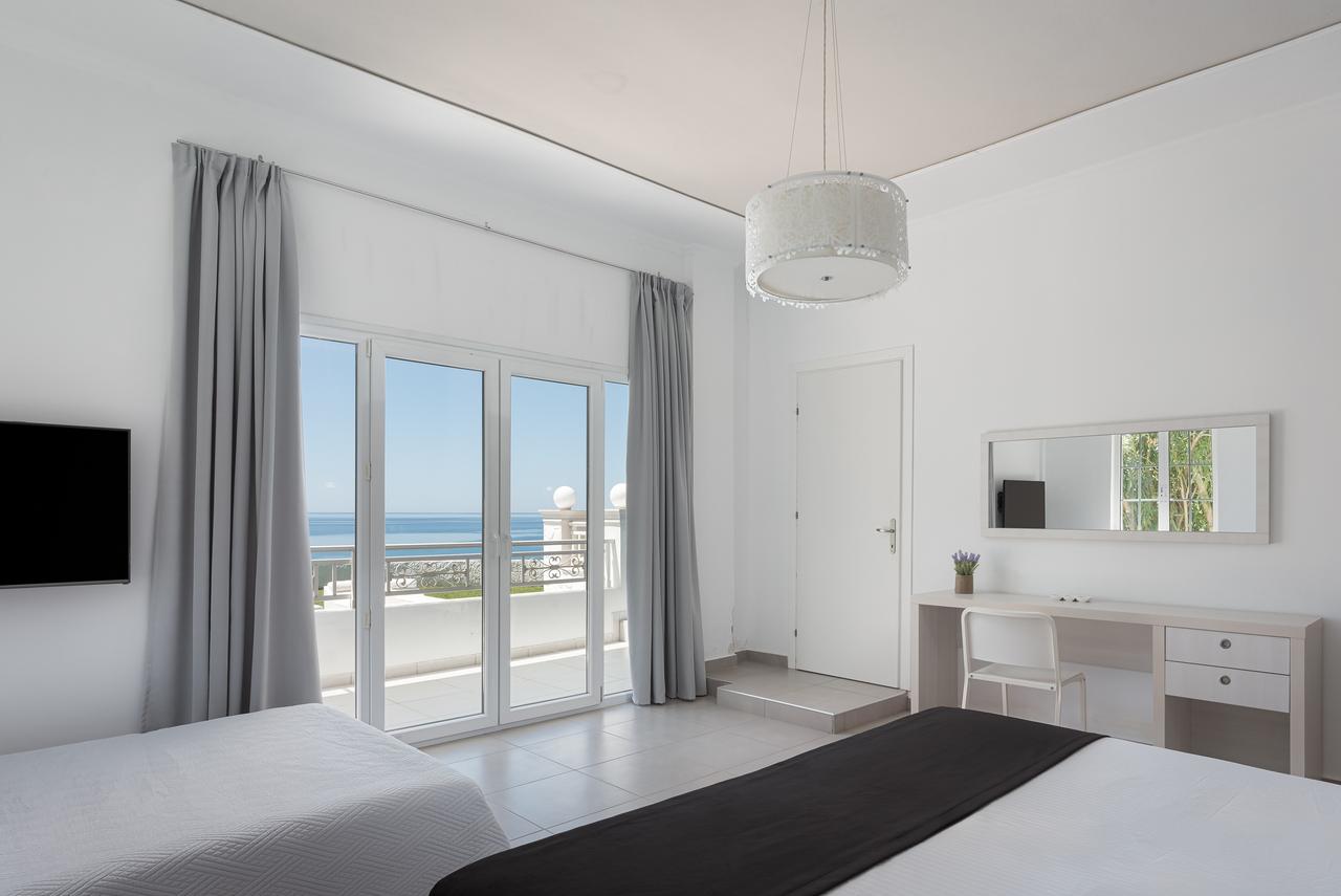 Villa gallery image 2