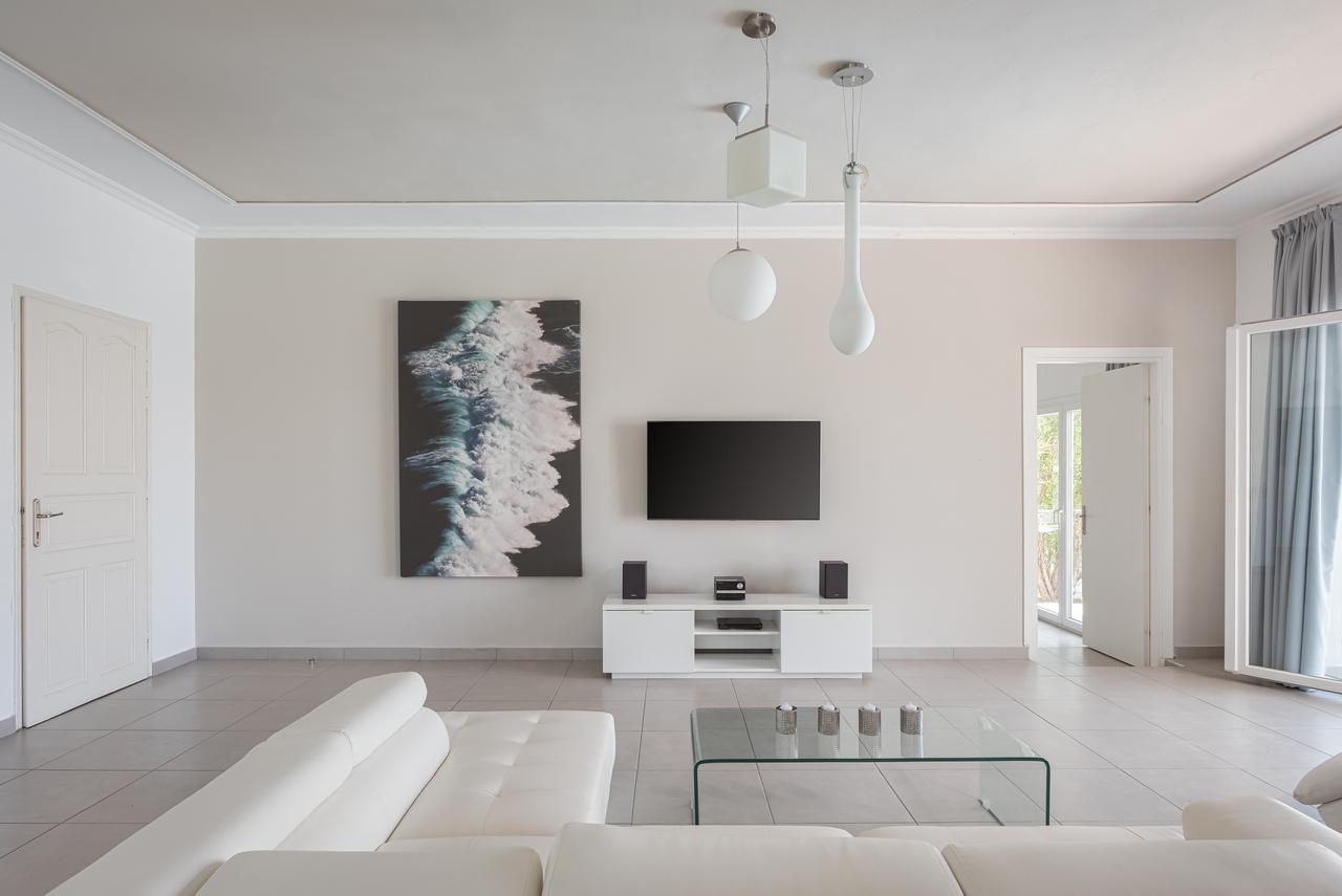 Villa Cosambeli - Hall 7