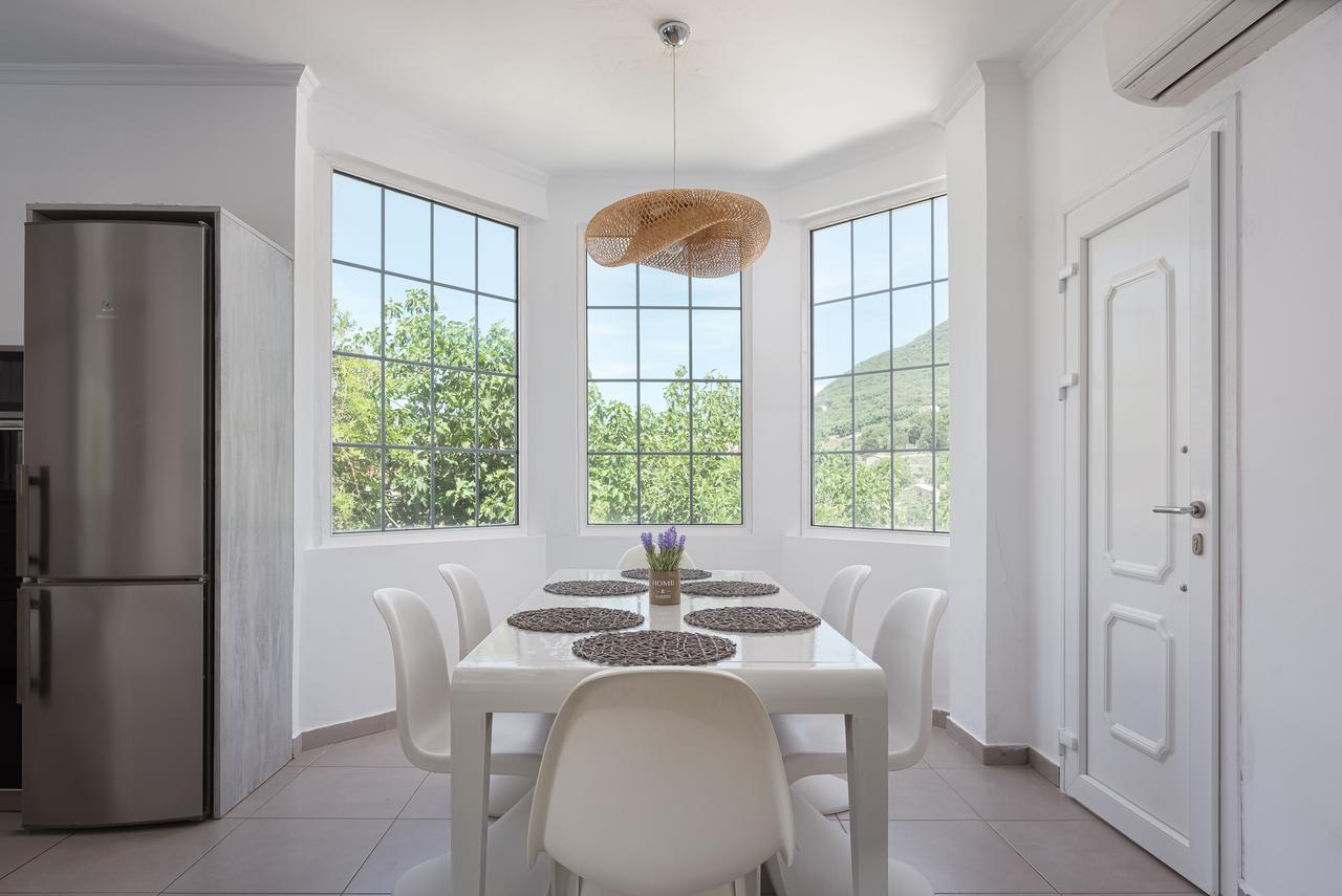 Villa Cosambeli - Hall 5