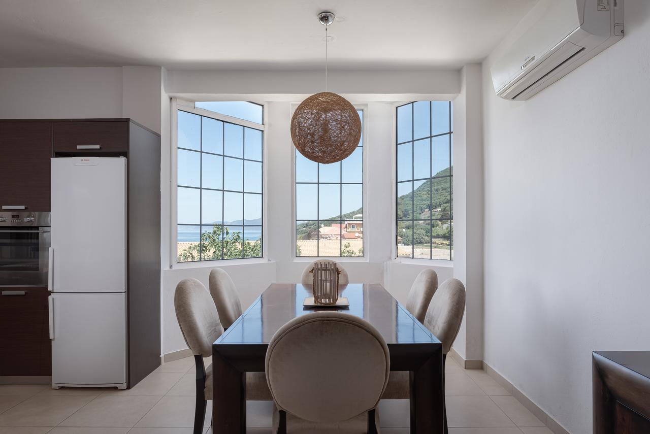 Villa Cosambeli - Hall 3